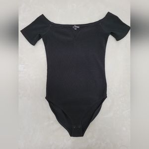 Express. Size XS. Black Bodysuit. V Neck Detail. Rib Knit.